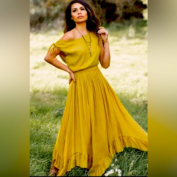Gia Joyfolie Dress in Chartreuse Mustard - Picture 1 of 8